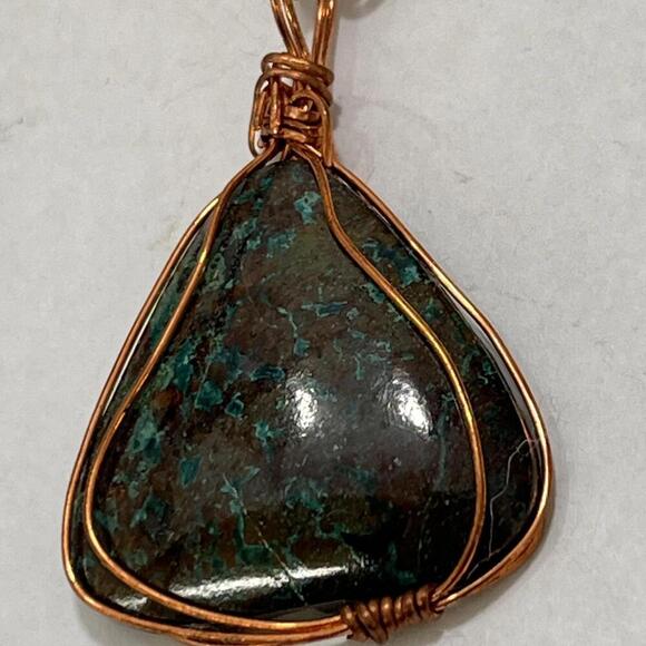 Handmade Wire Wrapped Chrysocolla Stone Necklace Pendant Gemstone - Picture 1 of 3